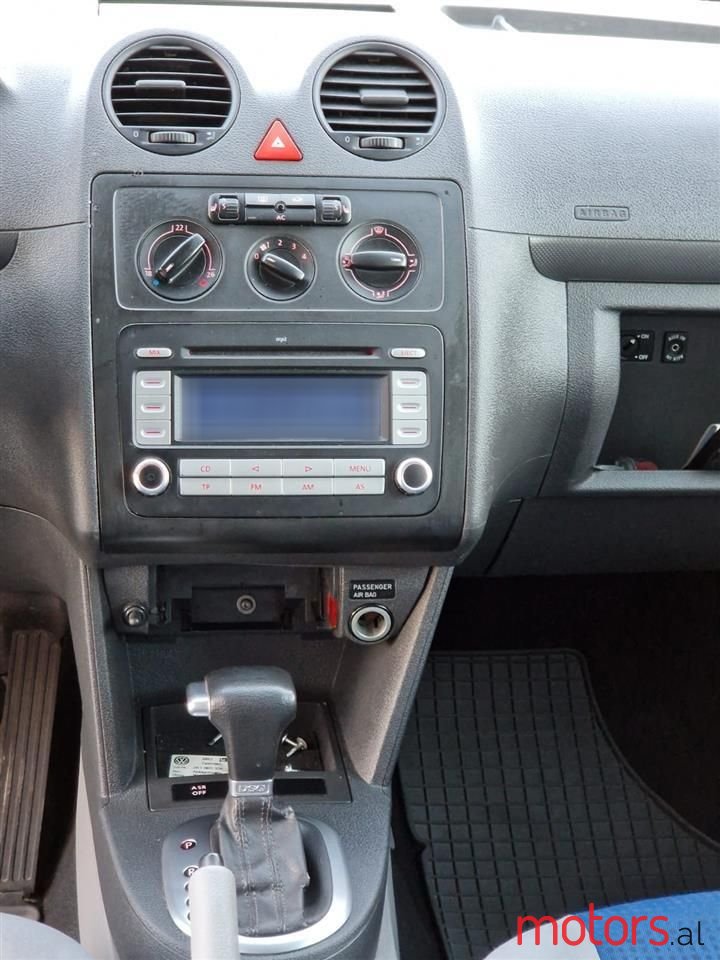 2009' Volkswagen Caddy photo #5