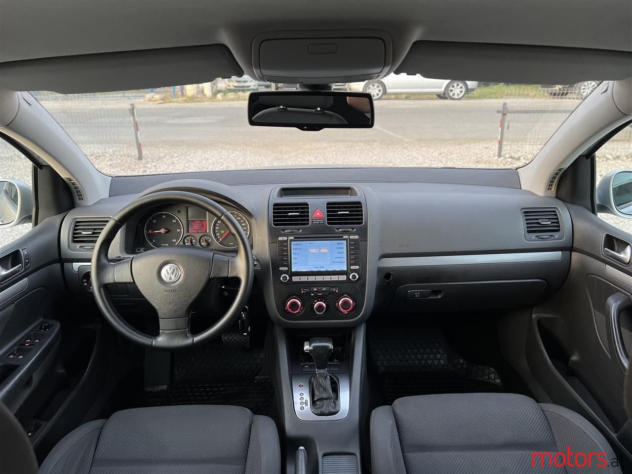 2006' Volkswagen Golf photo #4