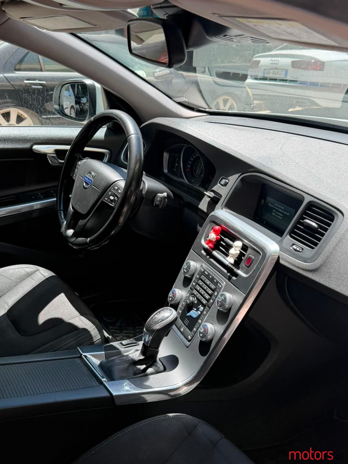 2016' Volvo V60 photo #3