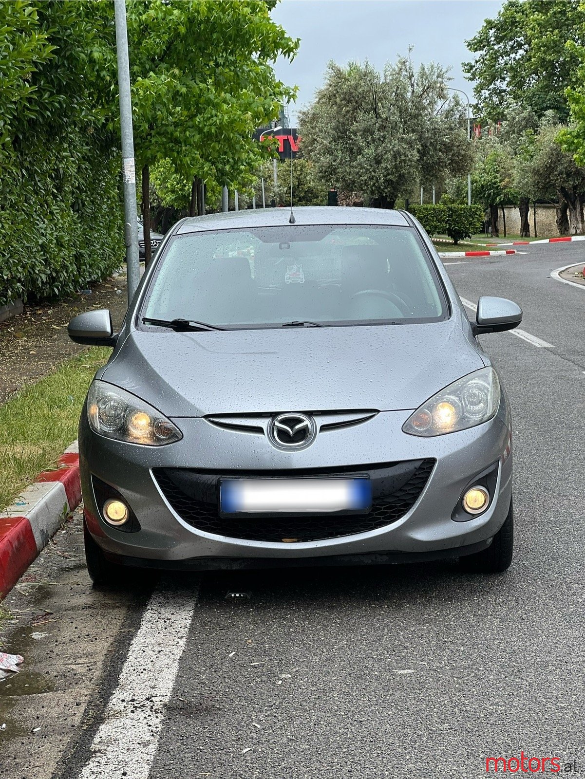 2011' Mazda 2 photo #4