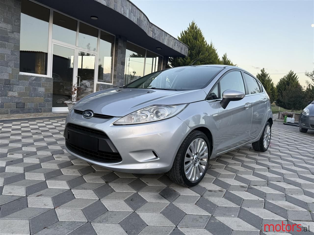 2011' Ford Fiesta photo #2