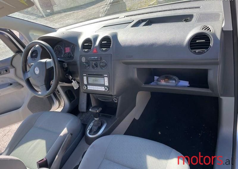 2012' Volkswagen Caddy photo #2