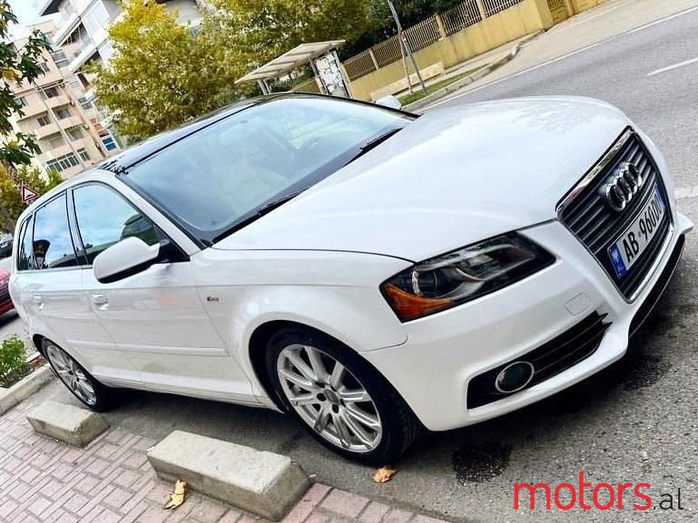 2012' Audi A3 photo #2