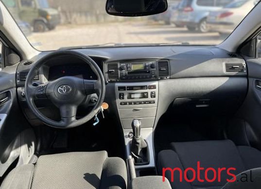 2005' Toyota Corolla photo #3