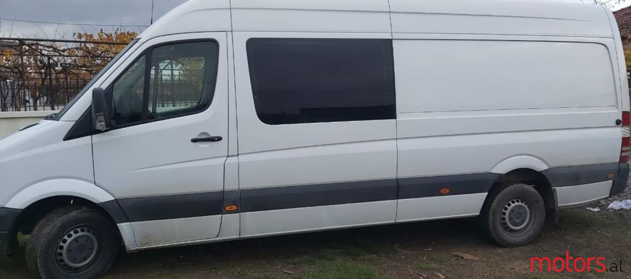 2009' Mercedes-Benz Vario photo #2