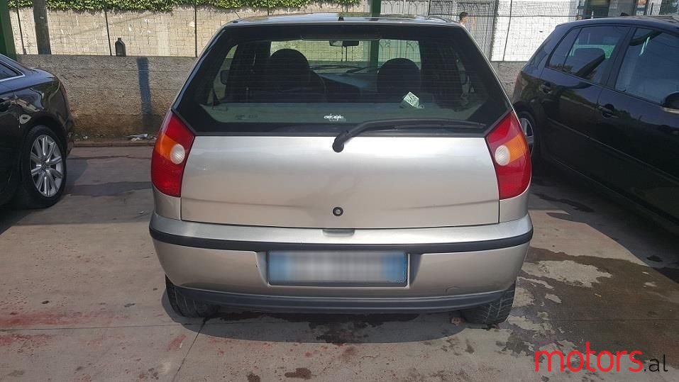 2002' Fiat Palio photo #2