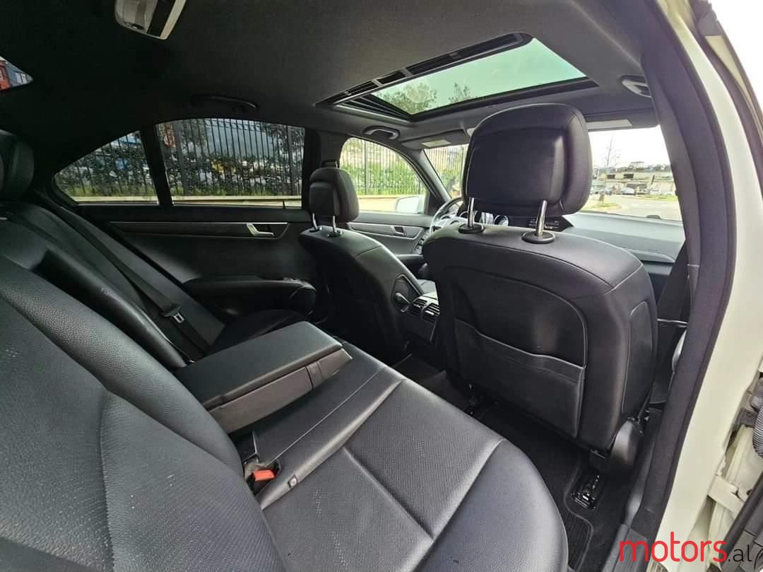 2013' Mercedes-Benz C 300 photo #5