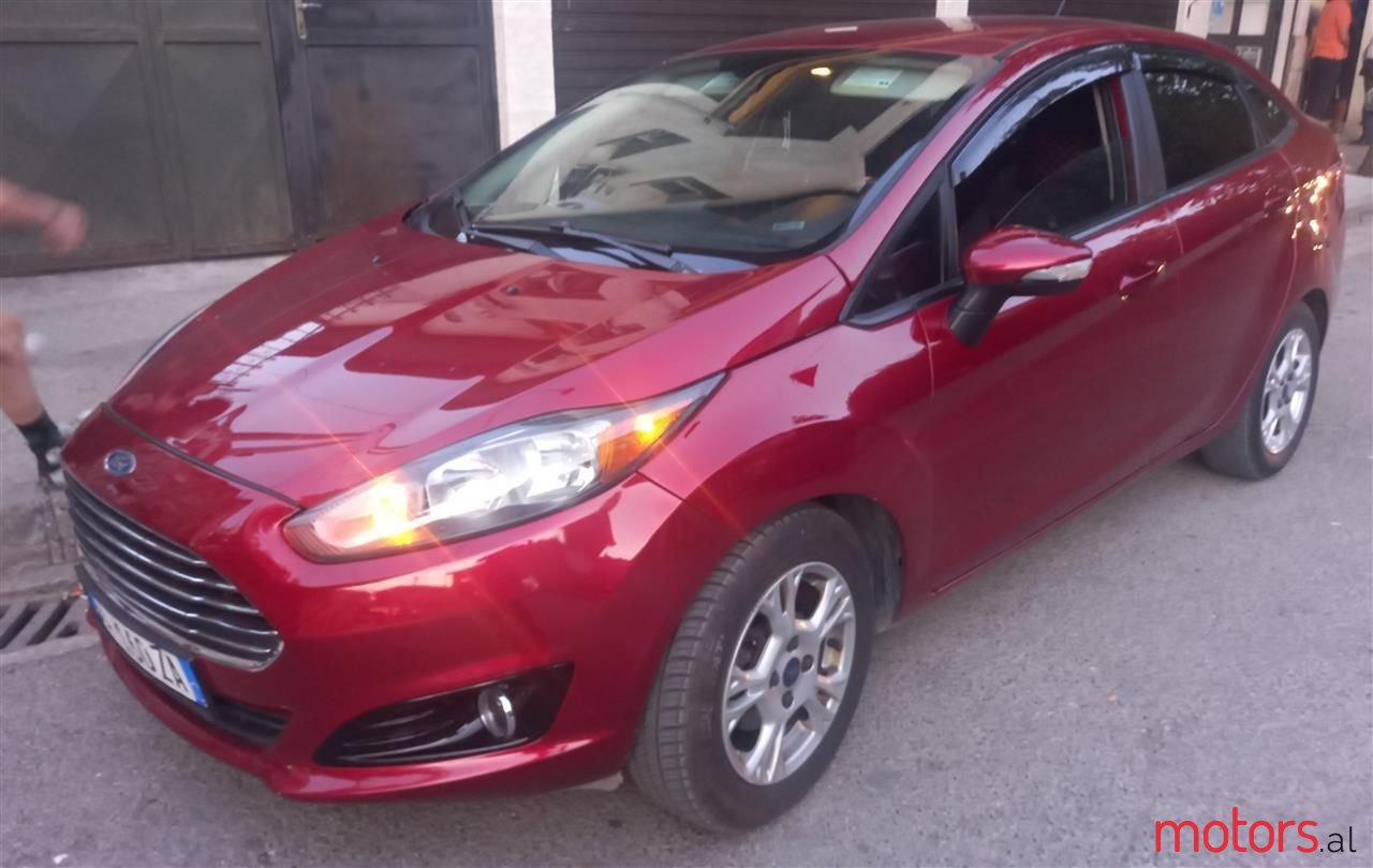 2015' Ford Fiesta photo #6