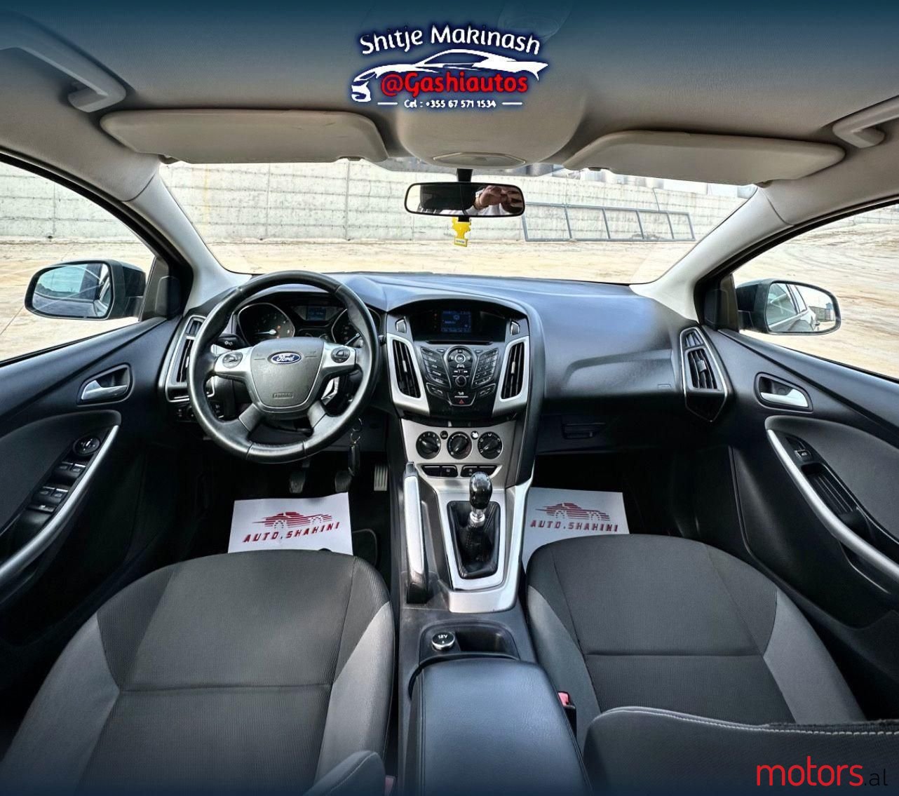 2012' Ford Focus photo #4
