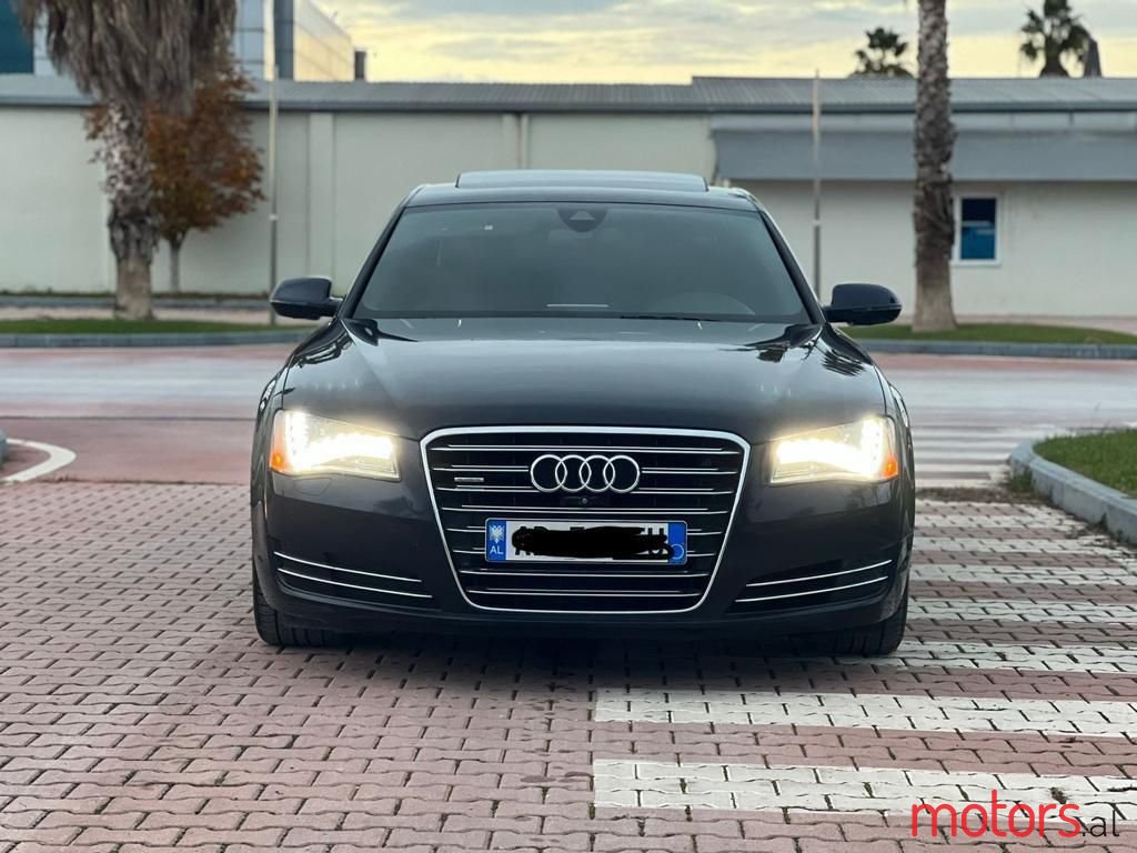 2014' Audi A8 photo #1