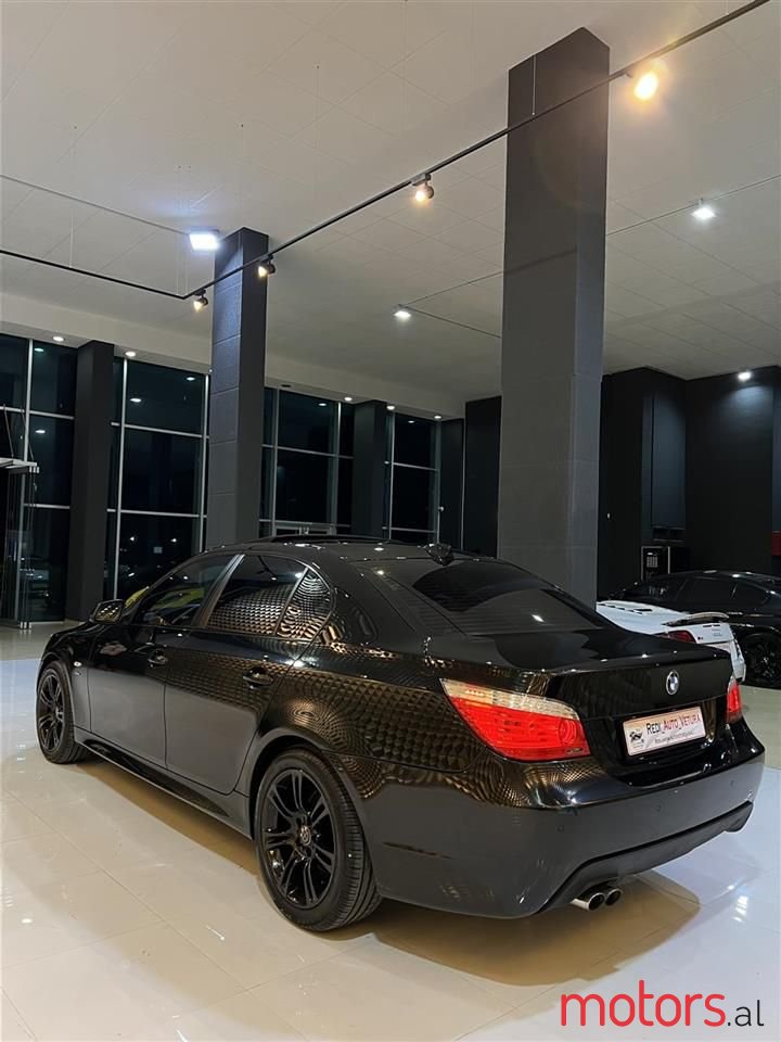 2010' BMW 530 photo #5