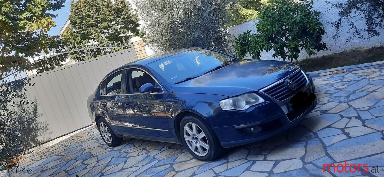 2006' Volkswagen Passat photo #1