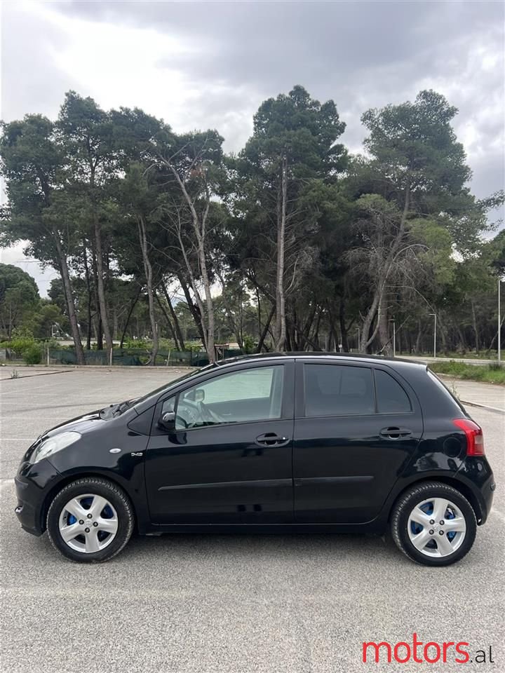 2007' Toyota Yaris photo #3