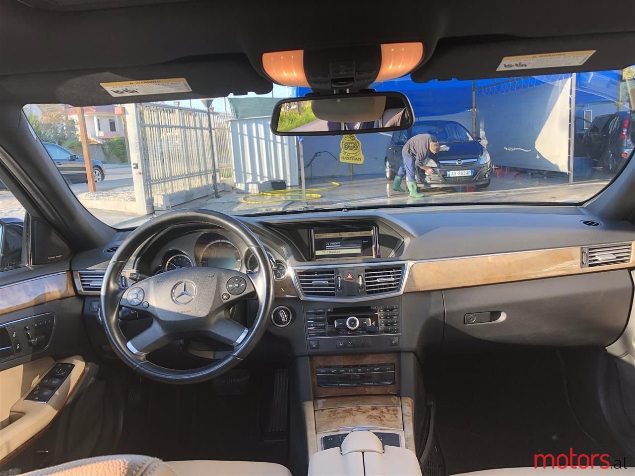 2008' Volkswagen E 350 photo #5