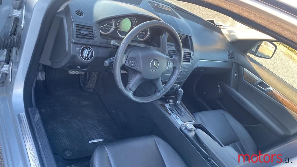 2009' Mercedes-Benz C 220 photo #4