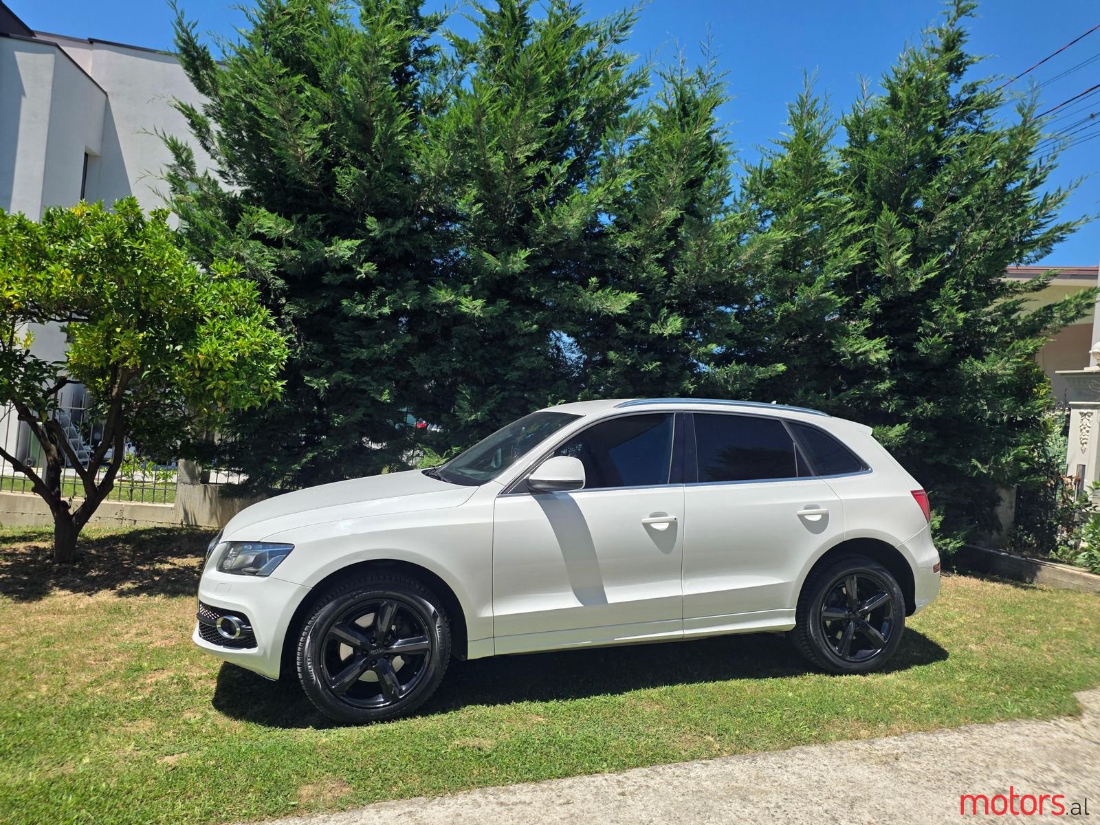 2011' Audi Q5 photo #2