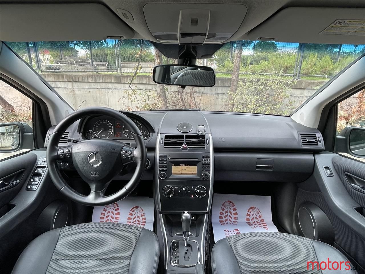 2009' Mercedes-Benz A 150 photo #5