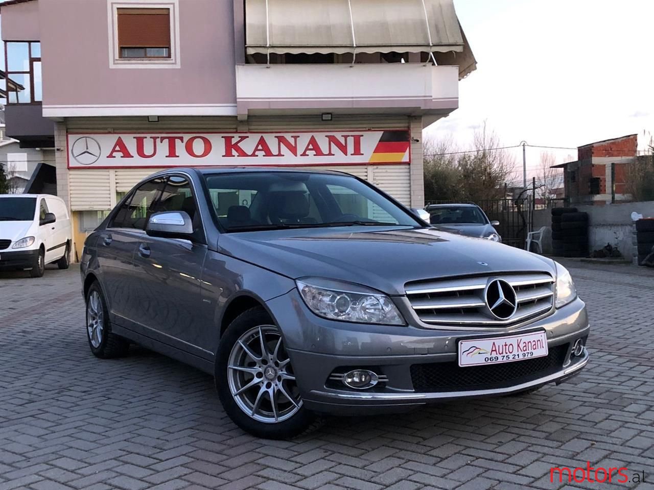 2008' Mercedes-Benz C 220 photo #2