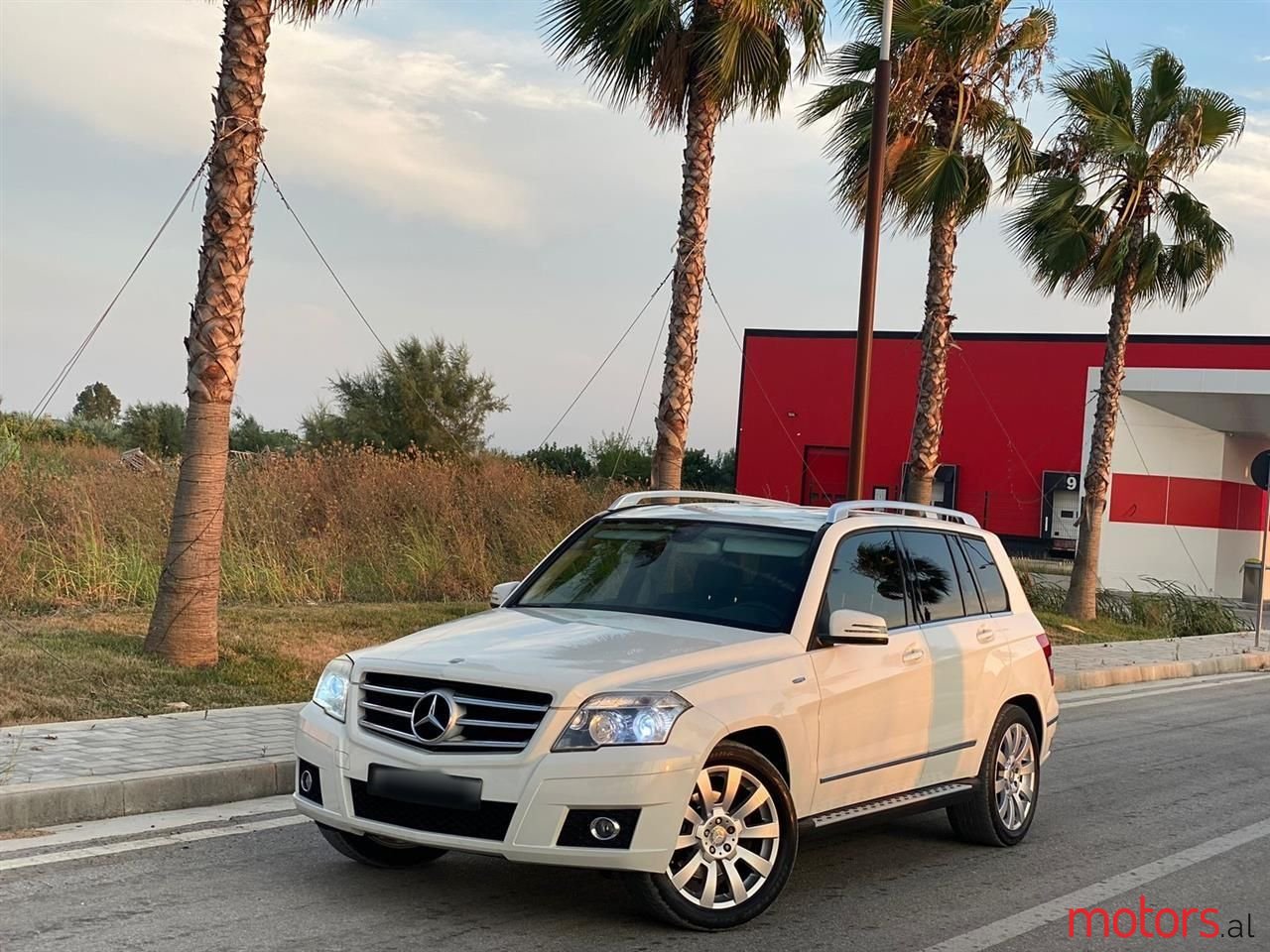 2011' Mercedes-Benz GLK 220 photo #4