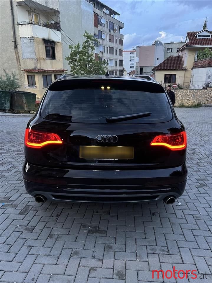 2013' Audi Q7 photo #4