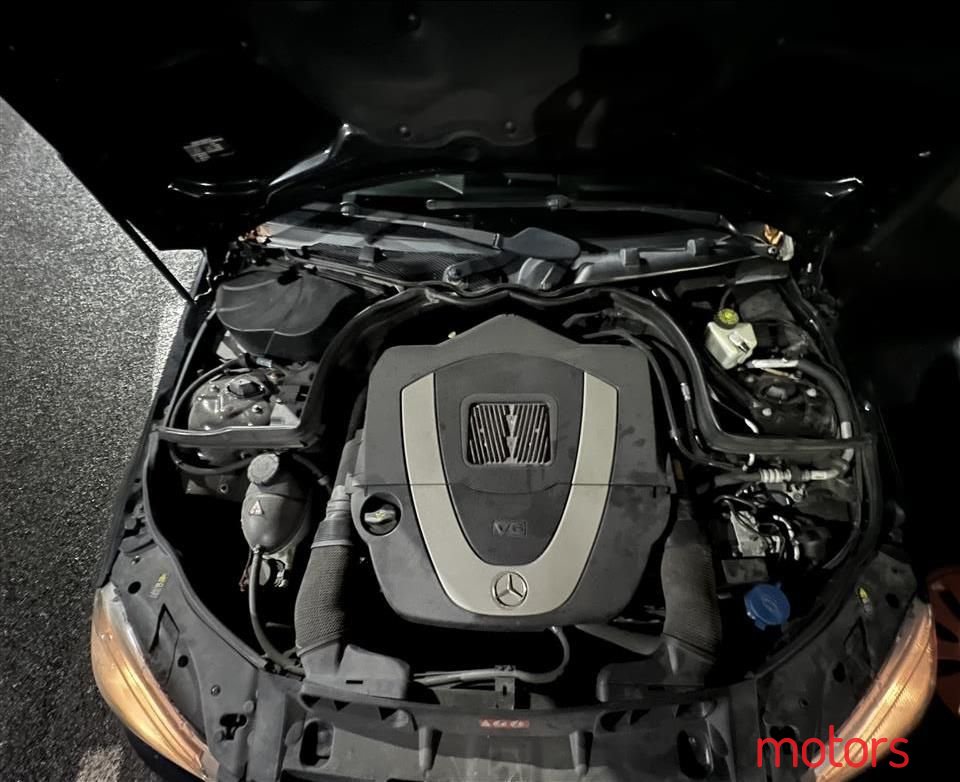 2008' Mercedes-Benz C 300 photo #6