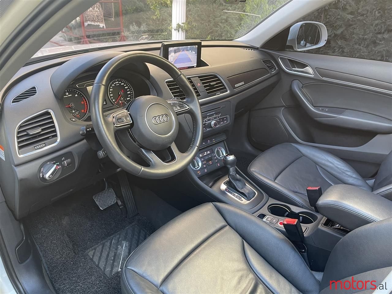 2013' Audi Q3 photo #3