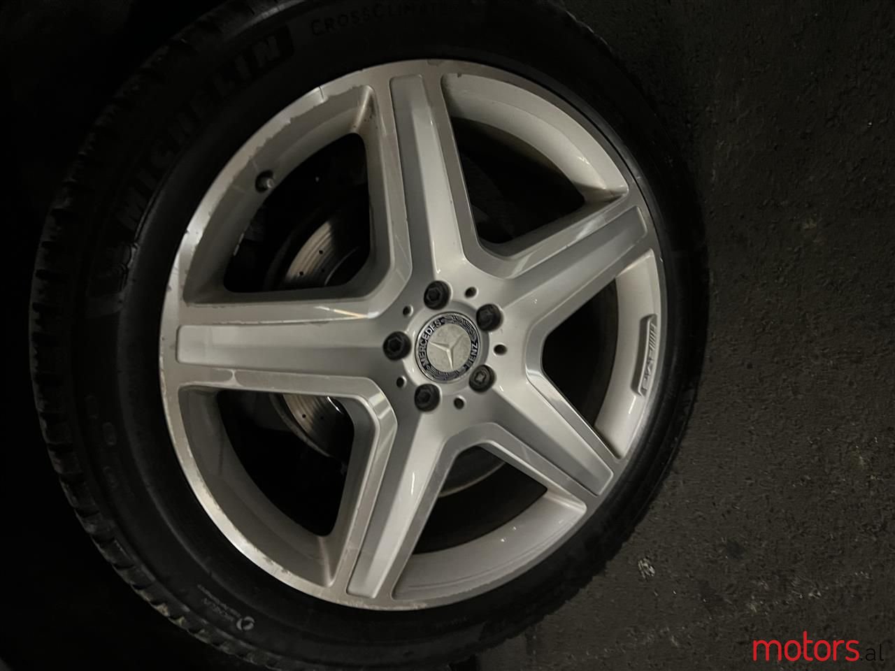 2012' Mercedes-Benz 350 photo #2