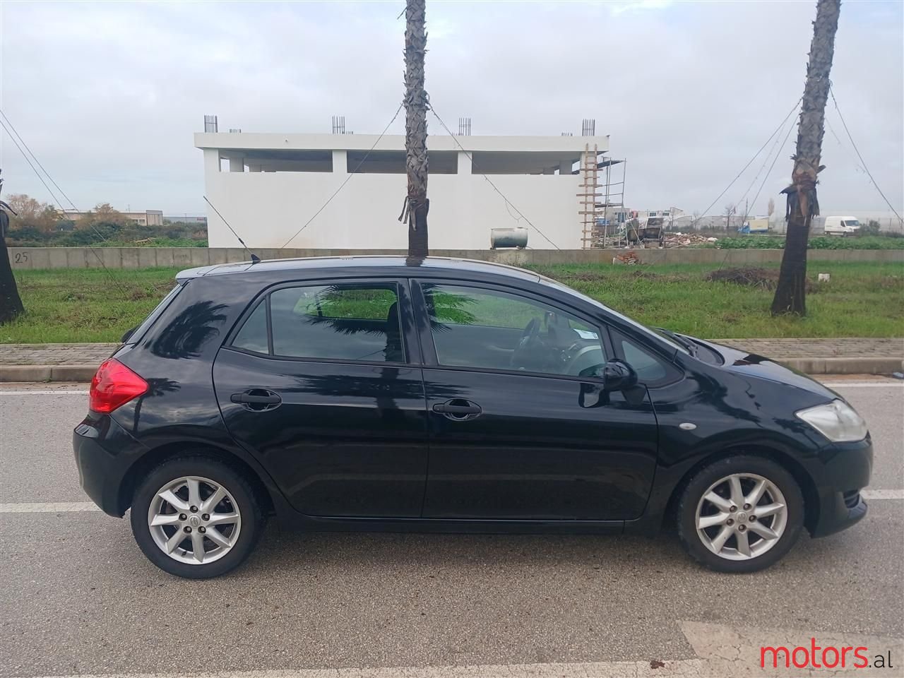 2007' Toyota Auris photo #4