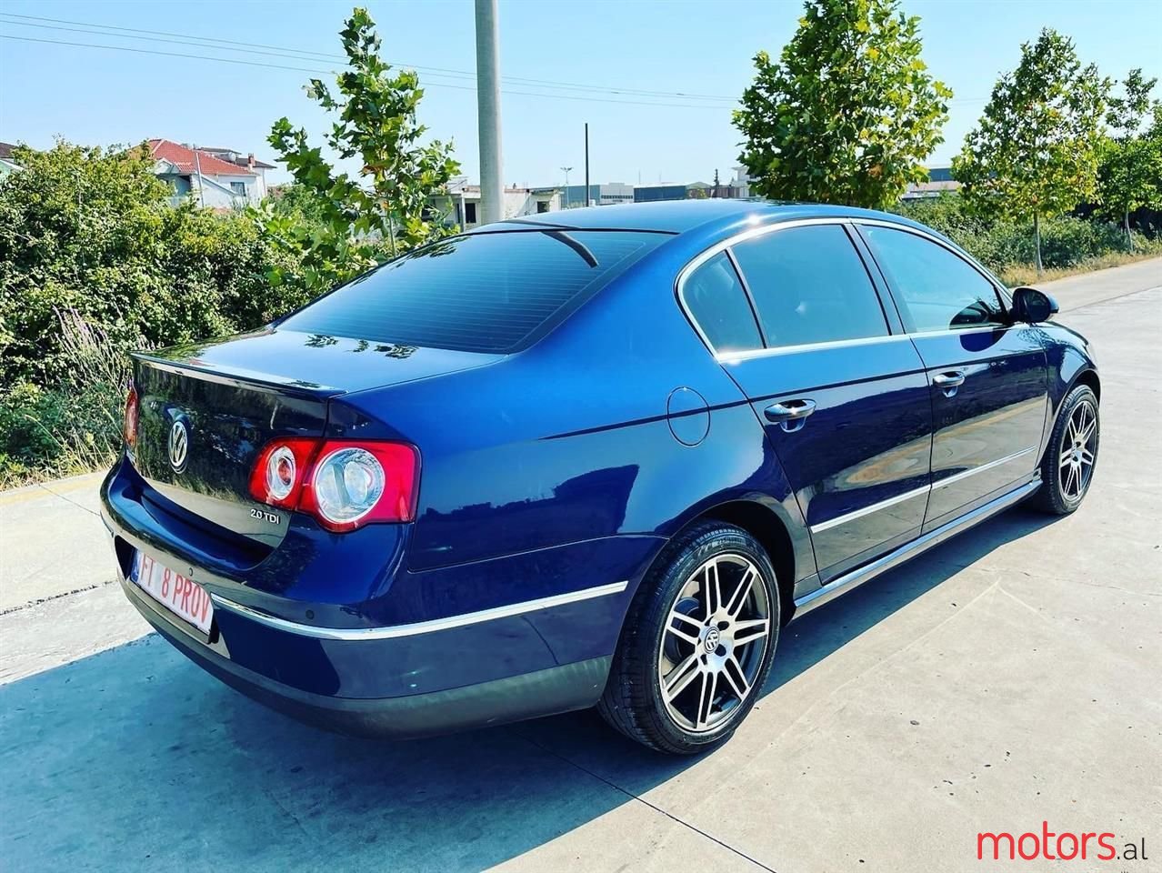 2006' Volkswagen Passat photo #1