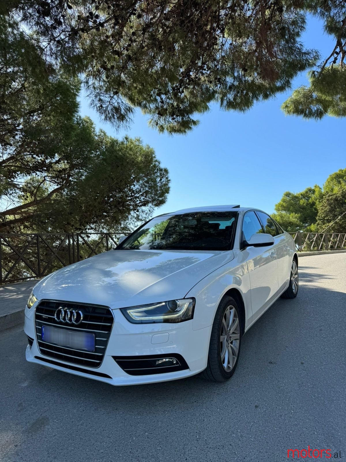 2015' Audi A4 photo #2