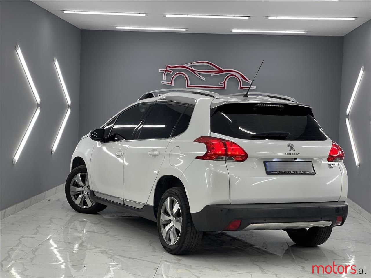 2015' Peugeot 2008 photo #3