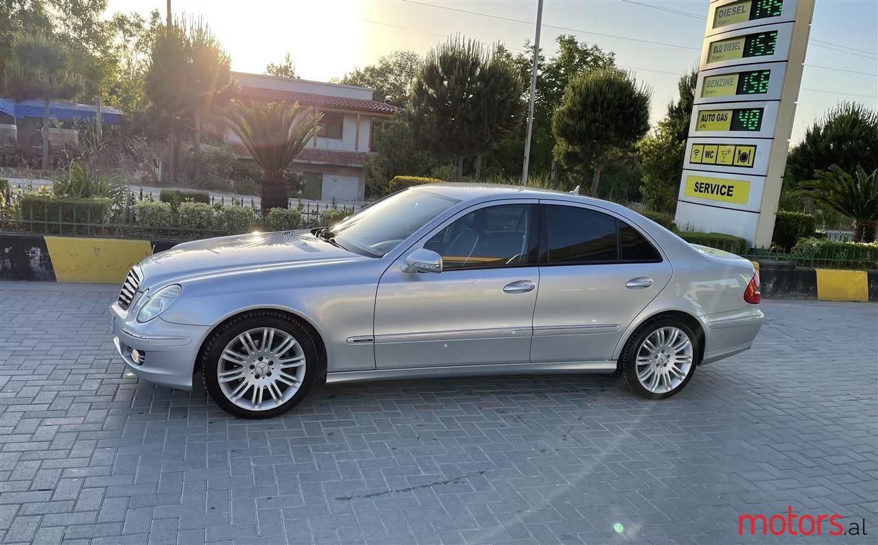 2007' Mercedes-Benz 280 photo #3