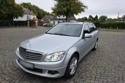 2009' Mercedes-Benz C 220