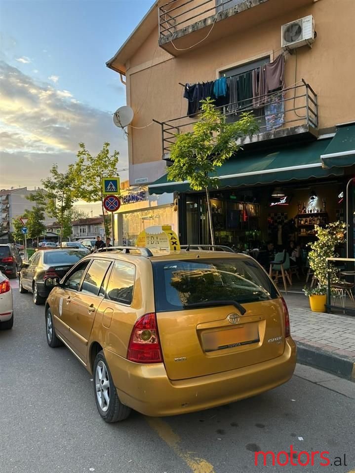 2005' Toyota Corolla photo #5