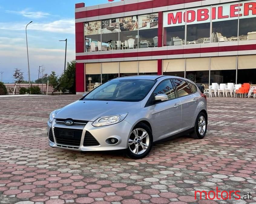 2011' Ford Focus photo #1