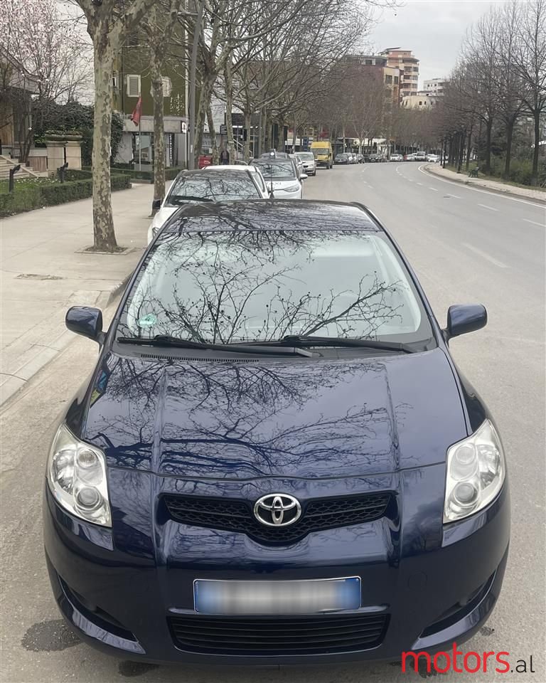 2008' Toyota Auris photo #5