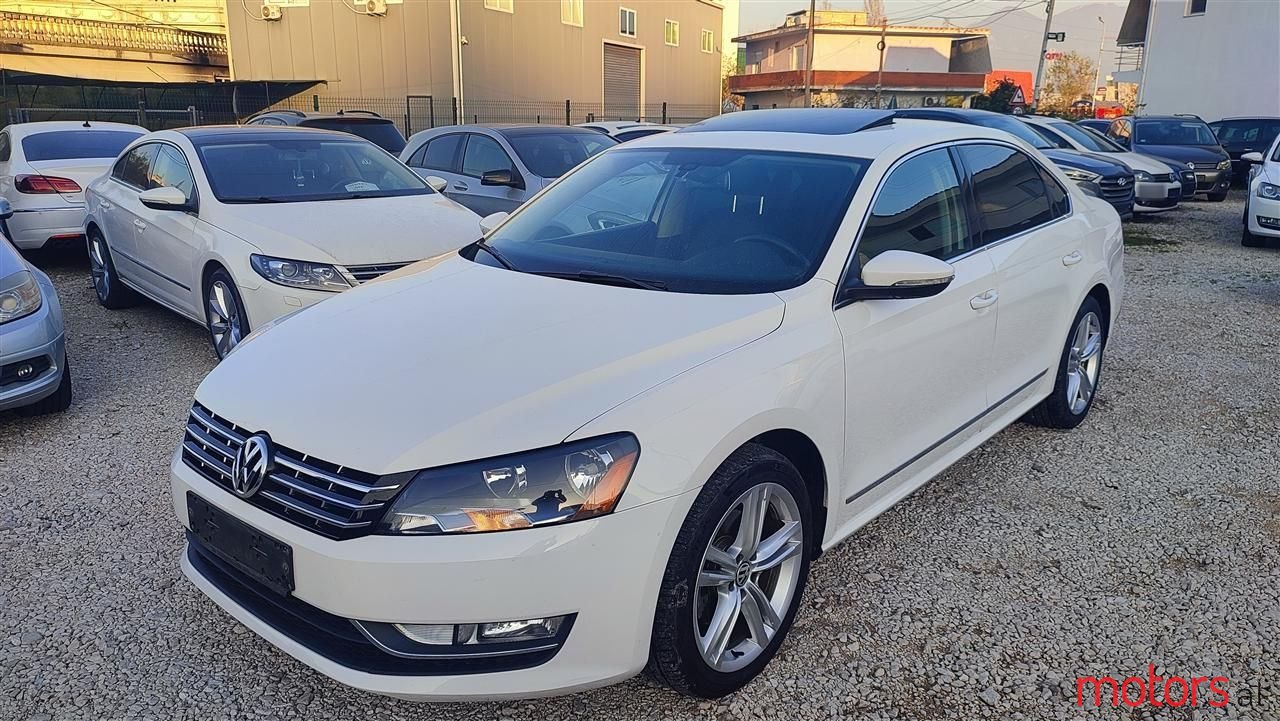 2014' Volkswagen Passat photo #1
