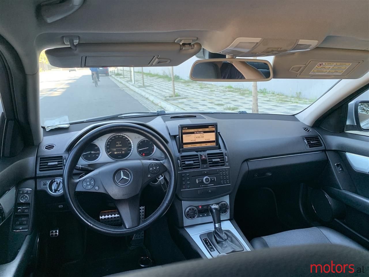 2007' Mercedes-Benz 220 photo #2