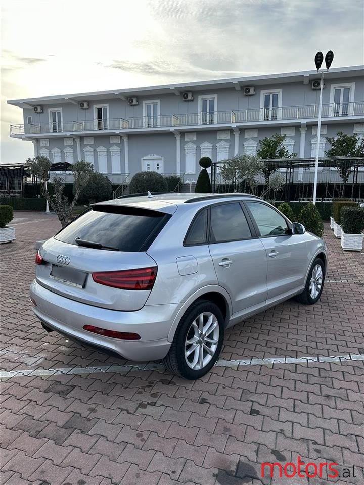 2013' Audi Q3 photo #6