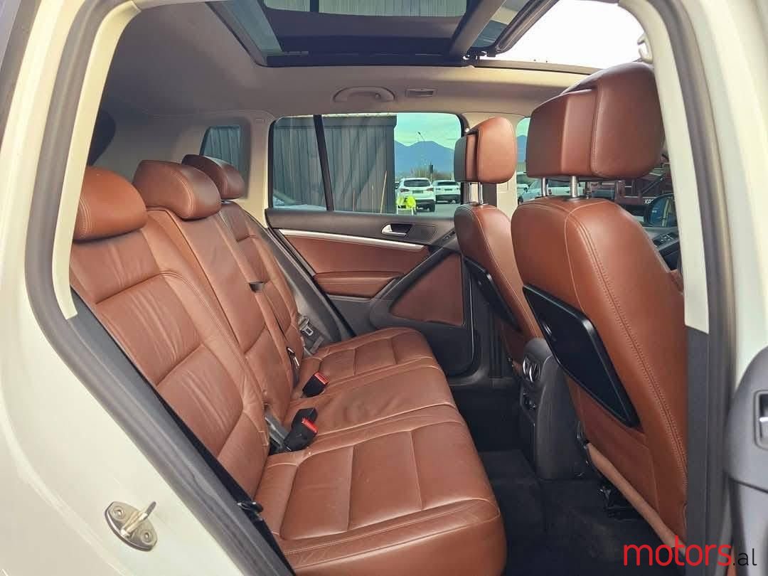 2013' Volkswagen Tiguan photo #6
