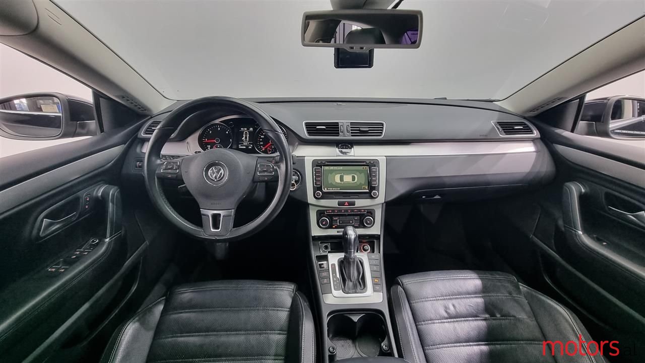 2012' Volkswagen photo #4