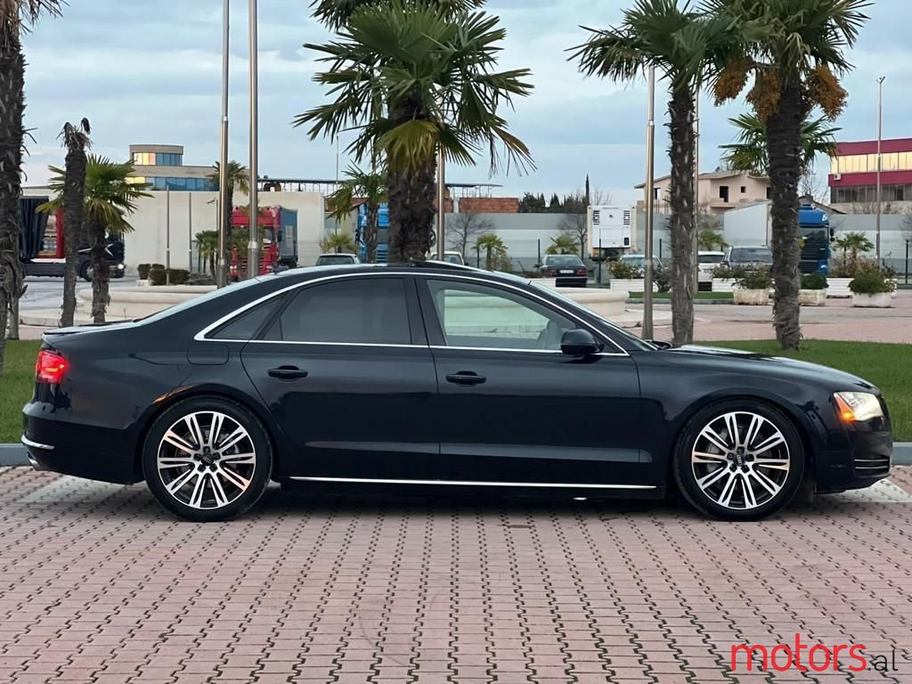 2014' Audi A8 photo #4