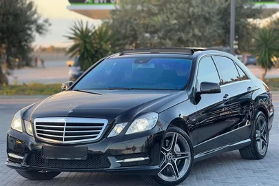 2012' Mercedes-Benz E 500