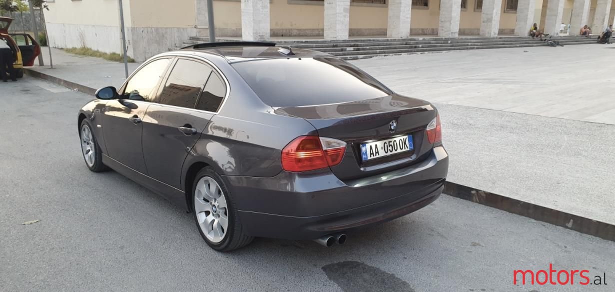 2006' BMW 330 photo #2