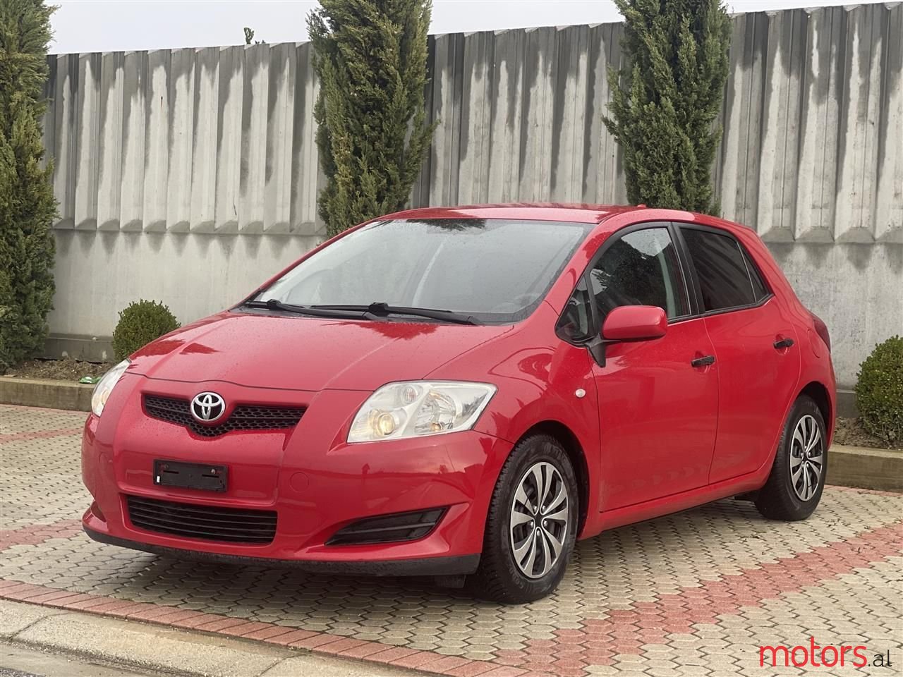 2010' Toyota Auris photo #1