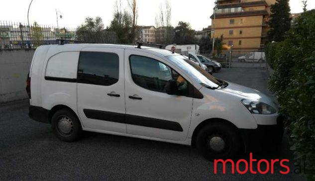 2009' Peugeot Partner photo #2