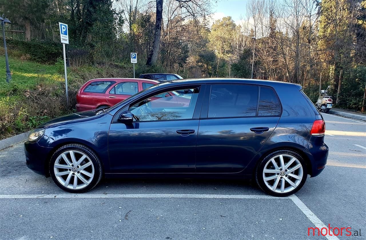 2012' Volkswagen Golf photo #2