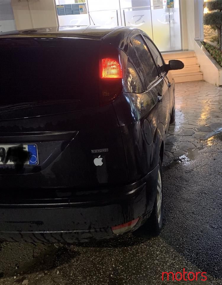 2003' Ford Focus photo #5