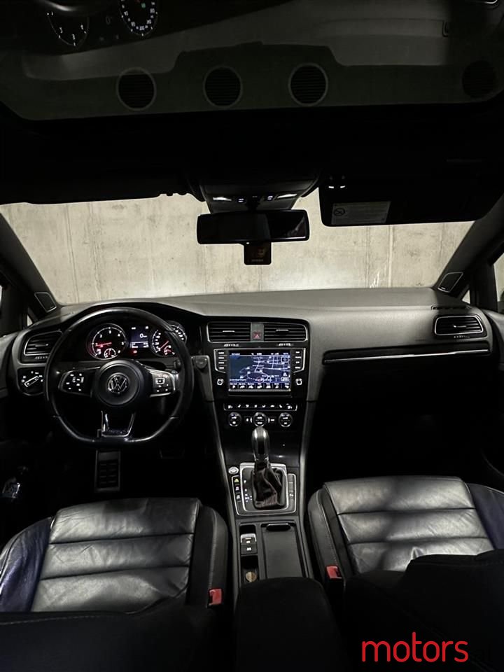 2014' Volkswagen Golf photo #4