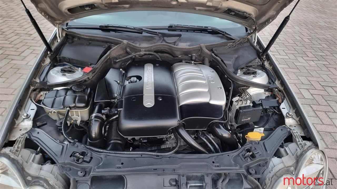 2004' Mercedes-Benz 270 photo #1